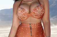AYISHA DIAZ SG32 1