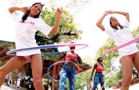 HULU HOOP Girls
